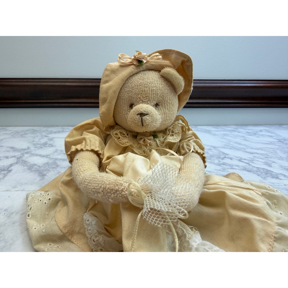 Vtg Lee & Lee Dallas Teddy Bear Plush Victorian Eyelet Dress Bonnet Cream 14" - Picture 2 of 12